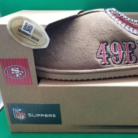 Foco San Francisco 49ers Slippers NFL NEW IN BOX Men's Medium 9-10 - Picture 1 of 13